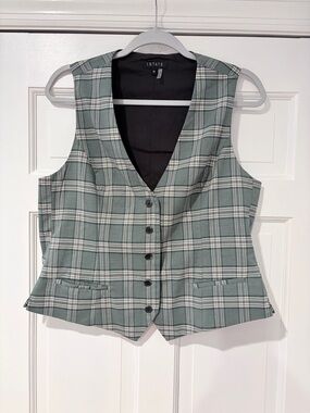 1.STATE Black Vest with Green-Trim Collar